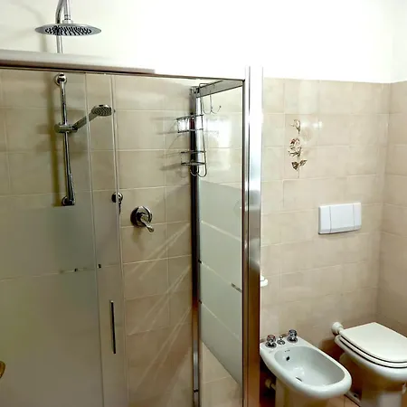Tra Medioevo E Natura Apartamento